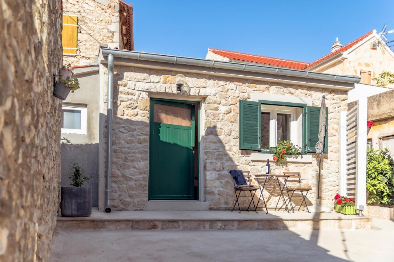 Small Stone House Luka Zadar Exterior photo