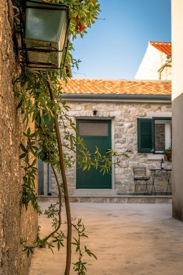 Small Stone House Luka Zadar Exterior photo