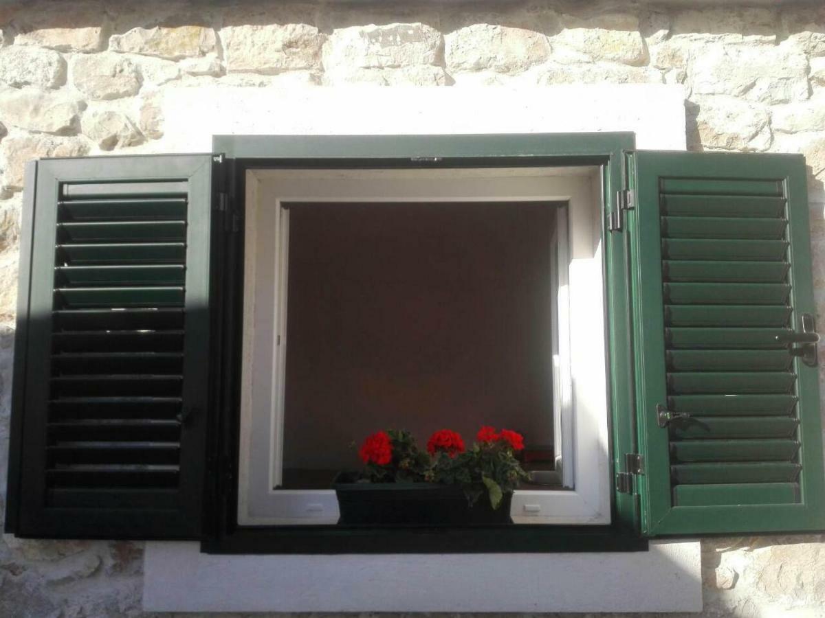 Small Stone House Luka Zadar Exterior photo